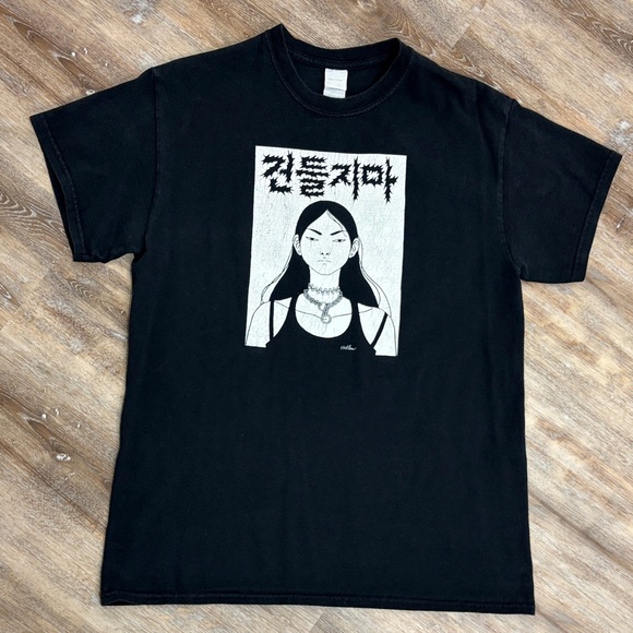 Don't Touch Me Black T Shirt Size M  Hellen Jo Art to Wear Empowered Women Face - Picture 9 of 10